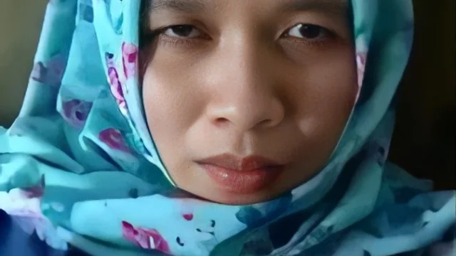 Bokep Indo | Muka Emang Pembantu, Meki Boleh di Adu