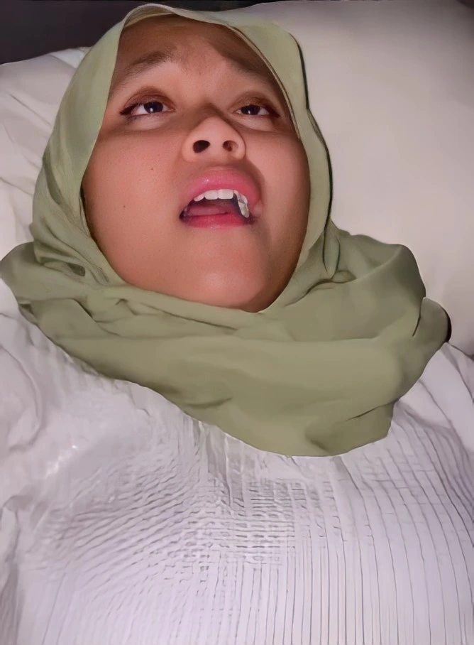 Bokep Indo | Kobelin Meki Ukthy Mendesah g Bisa Diam