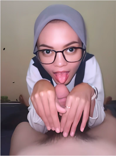 Bokep Indo | Kontiku Dipijat Dijilat Dijepit Ama Ukthi Enak Banget
