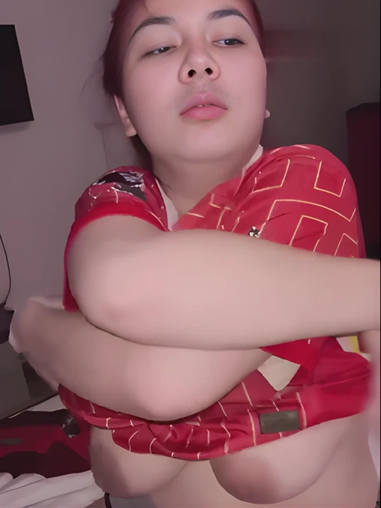 Kakak Chuby Birahi Tinggi Pengen Dipuasin